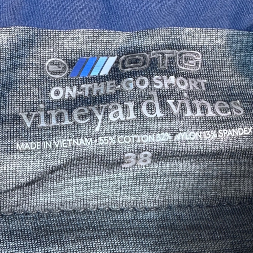Vineyard Vines On-The-Go Shorts Mens 38 Blue Performance Stretch 1H001073 - Picture 7 of 9